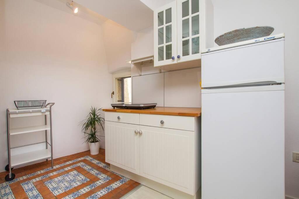 Comfortable Studio In Old Town ลาบิน ภายนอก รูปภาพ